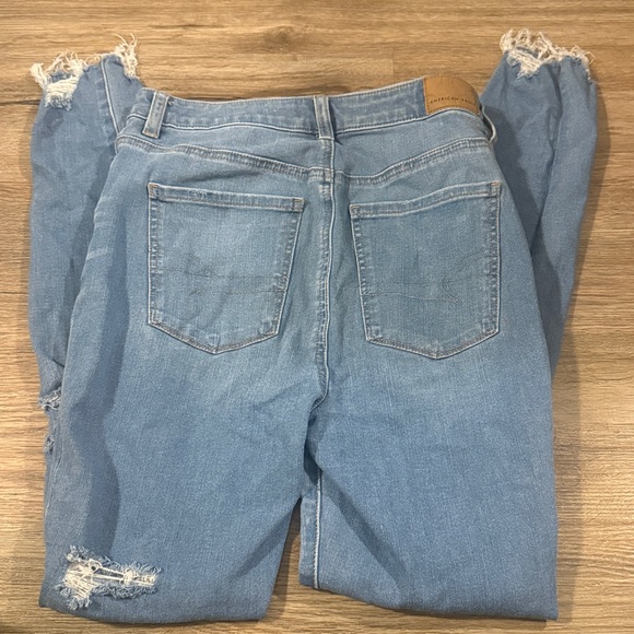 American Eagle Outfitters Women's Light Blue Distressed Skinny Jeans - Picture 3 of 3